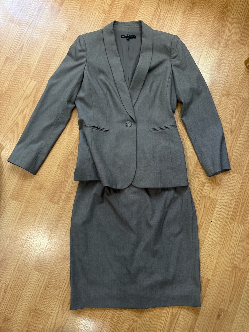 Antonio Melani Gray 2 Piece Skirt Suit Blazer Sz 6 Pencil Skirt Sz 8